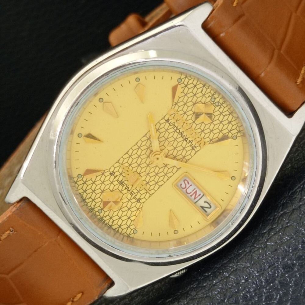 Vintage 1985 Citizen Automatic Mens Silver Watch W/daydate & Gold accents